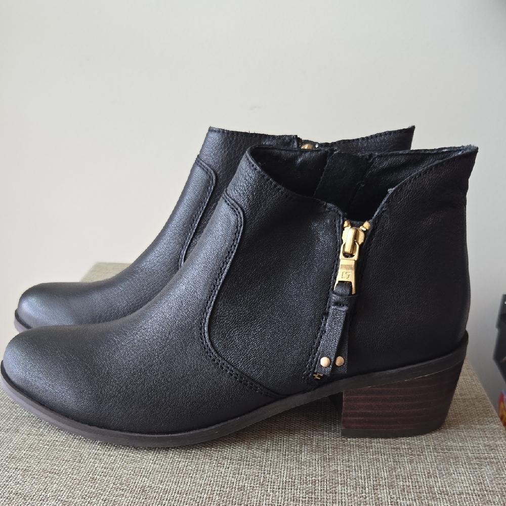Black Leather Ankle Boots